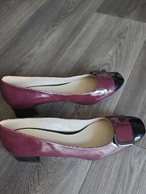 Naturalizer Women's Patent Block Heel Pumps in Wine with Black Cap Toe